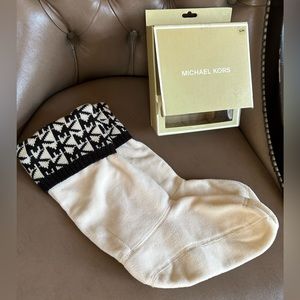 Michael Kors Knit Cuffed Boot Socks Black/Cream